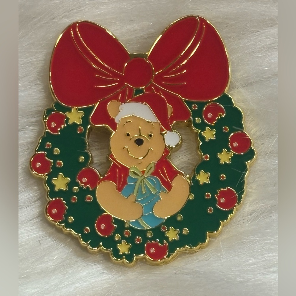Loungefly Disney Winnie the Pooh Holiday Wreath Blind Box Enamel Pin